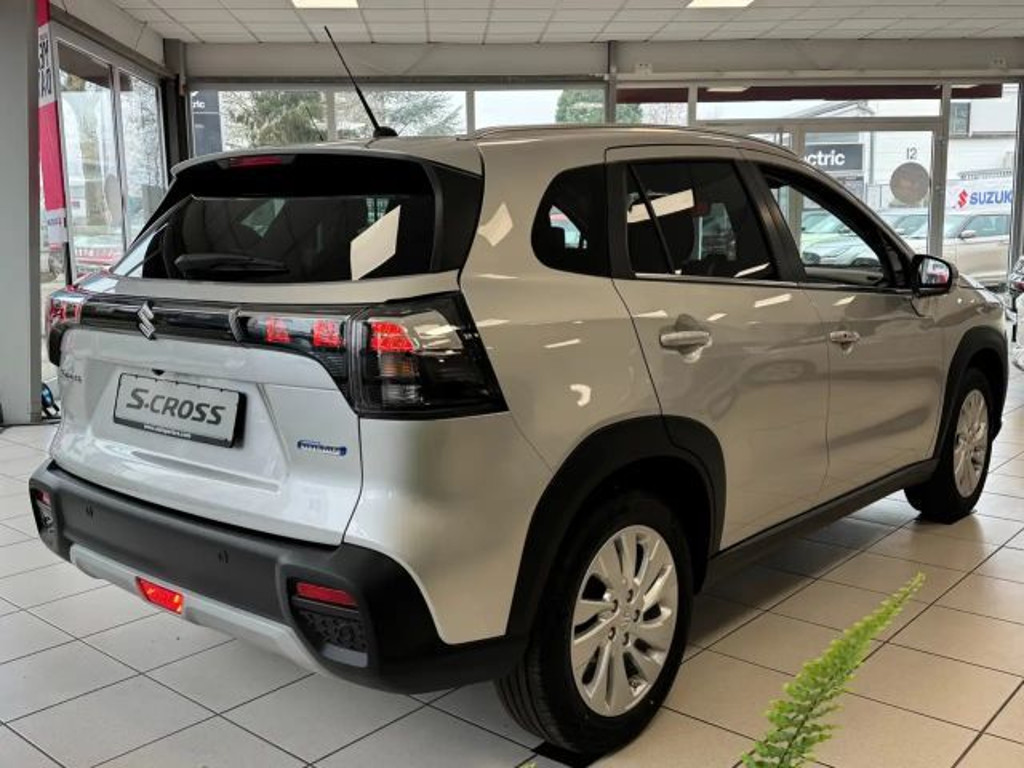 Suzuki S-Cross