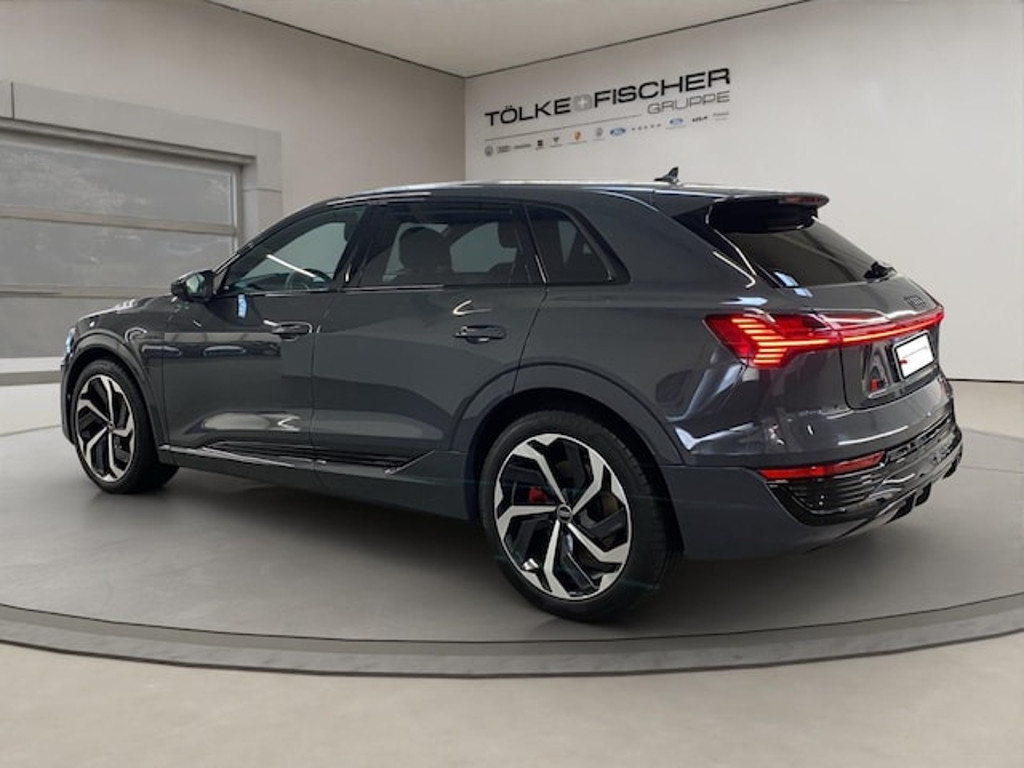 Audi Q8 e-tron
