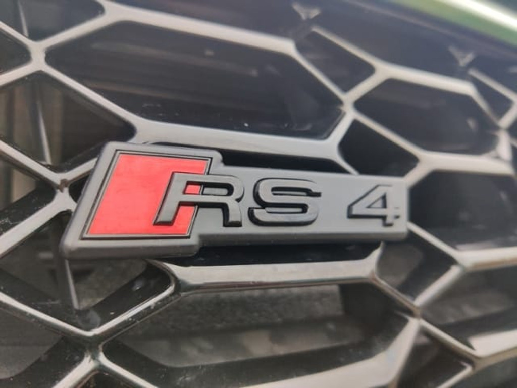 Audi RS4
