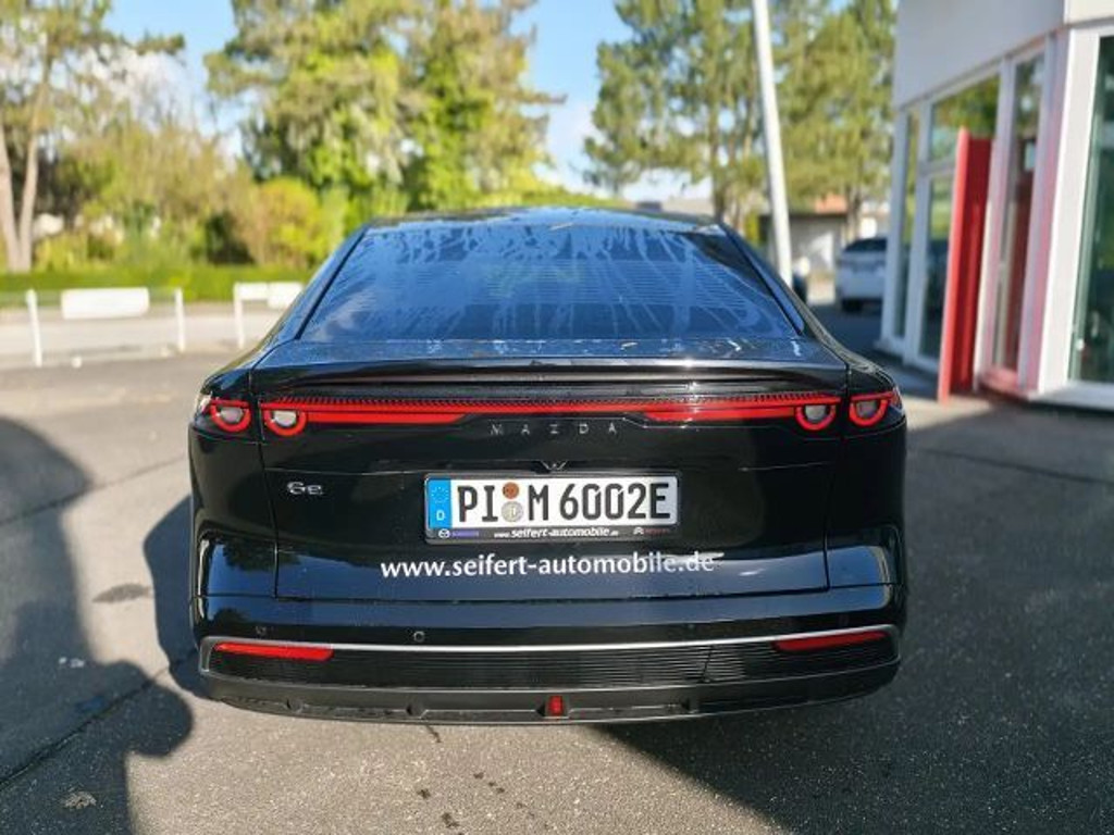 Mazda 6e