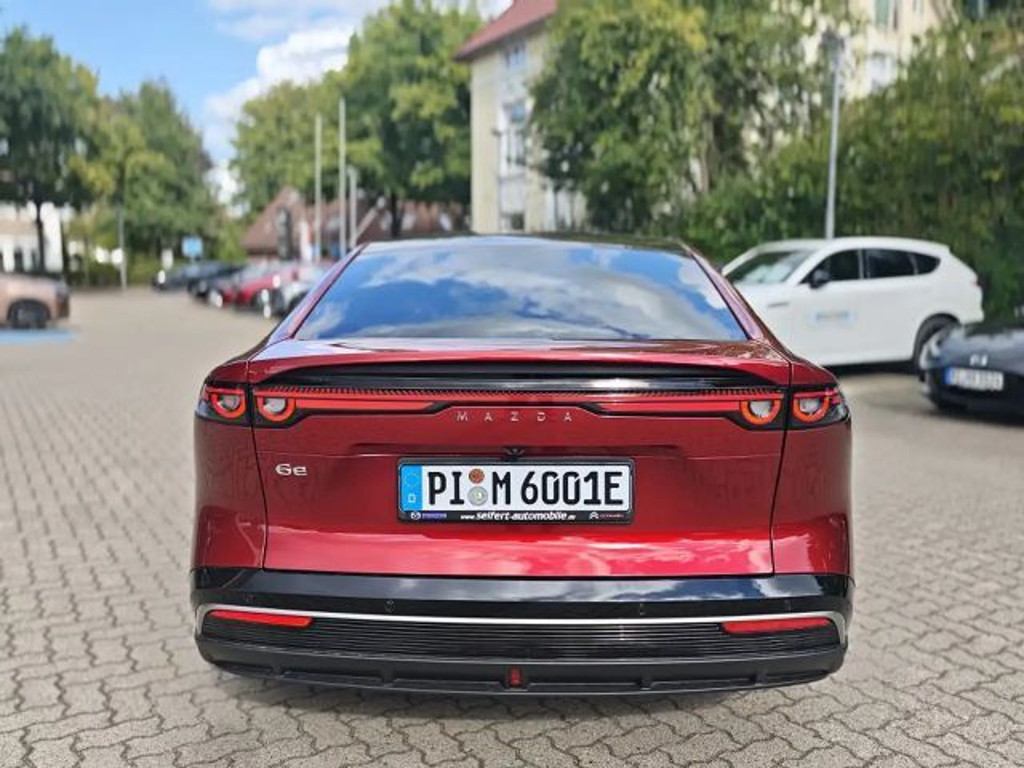 Mazda 6e