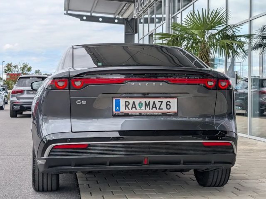 Mazda 6e