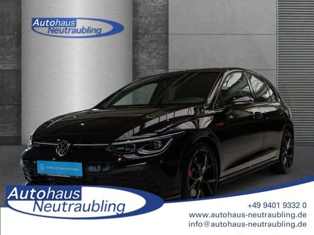 Volkswagen Golf 2023 Benzine