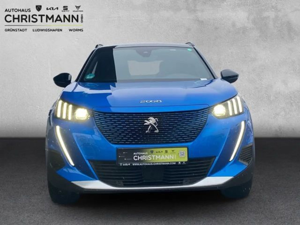 Peugeot e-2008