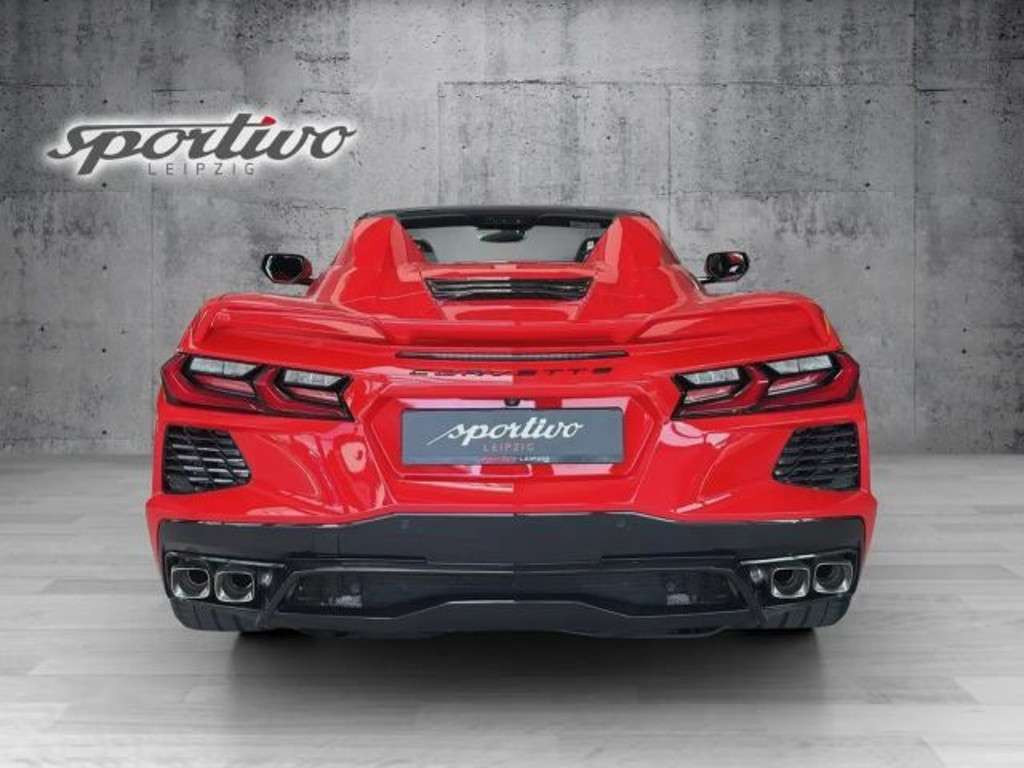 Corvette C8
