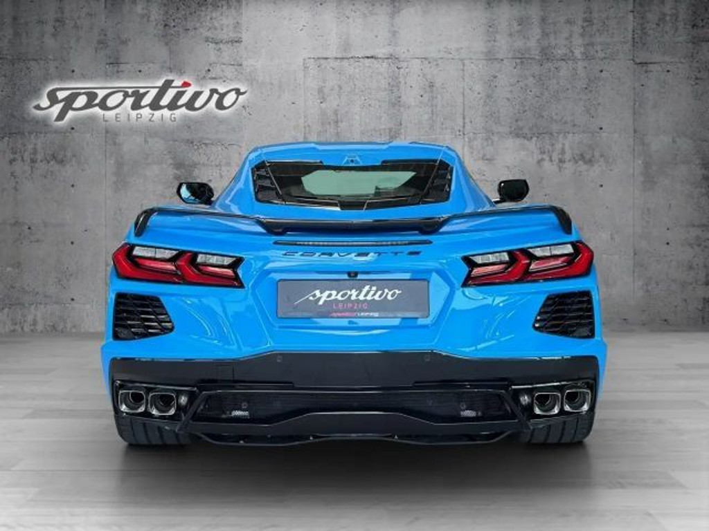 Corvette C8