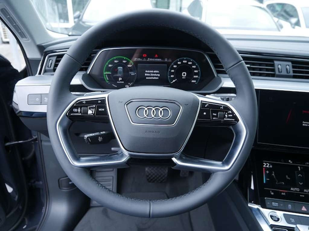 Audi Q8 e-tron
