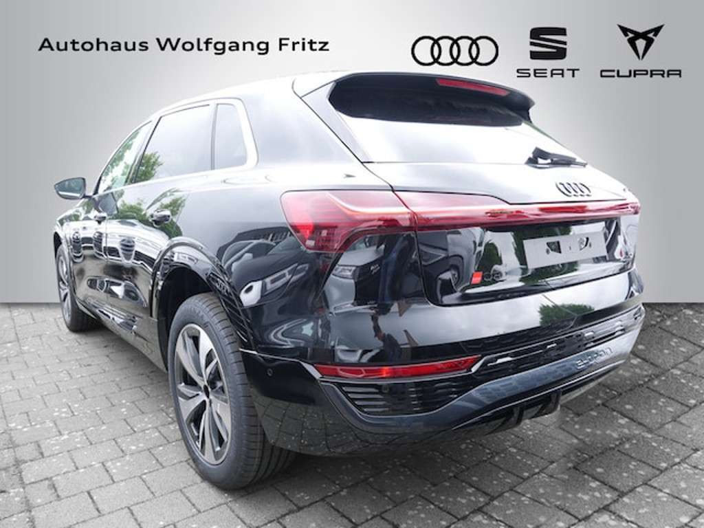 Audi Q8 e-tron