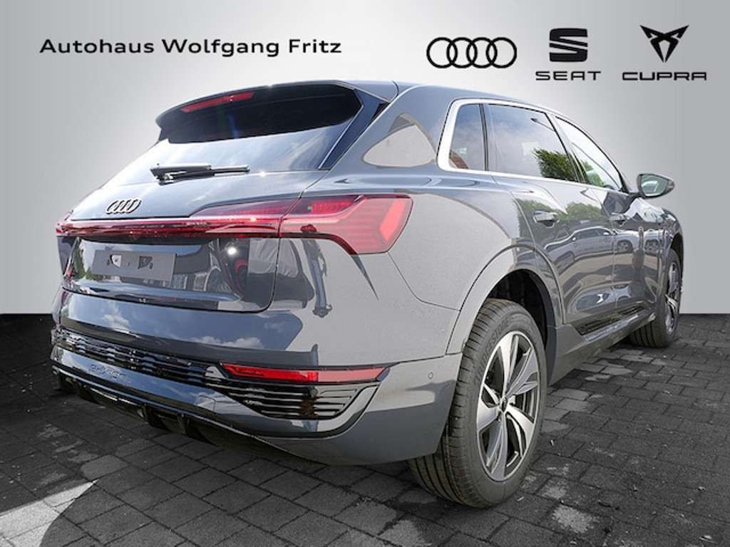 Audi Q8 e-tron