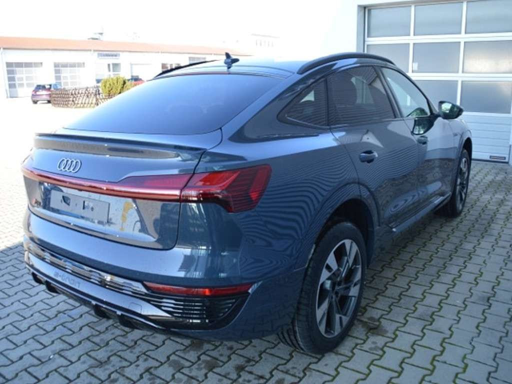 Audi Q8 e-tron