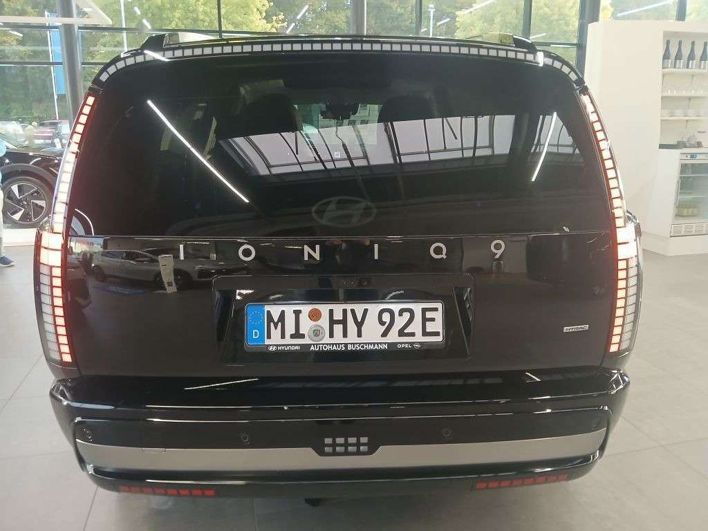 Hyundai IONIQ 9