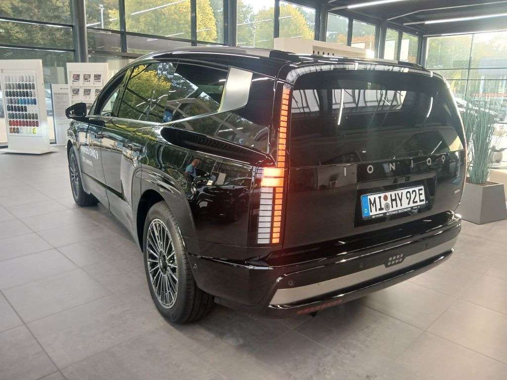 Hyundai IONIQ 9