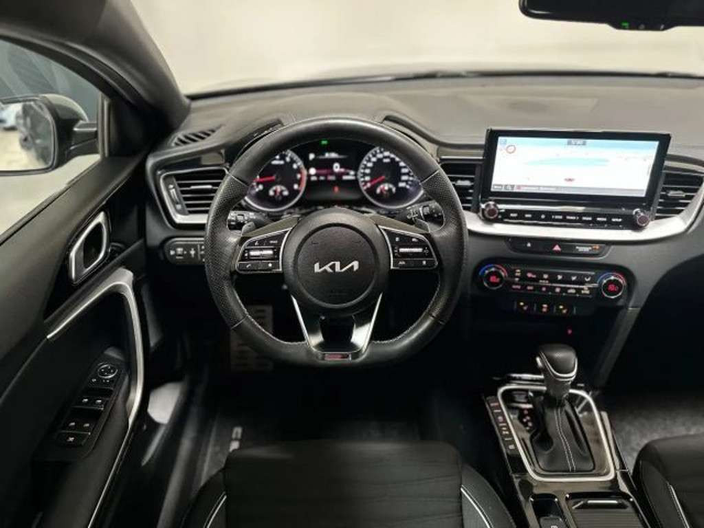 Kia ProCeed