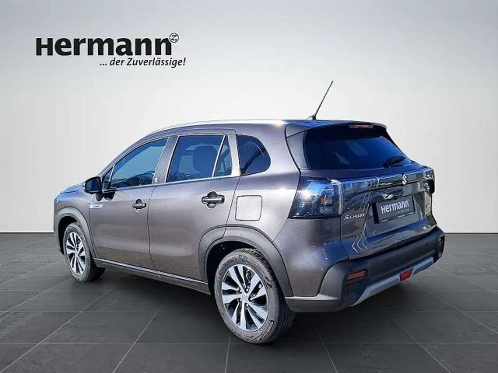 Suzuki S-Cross
