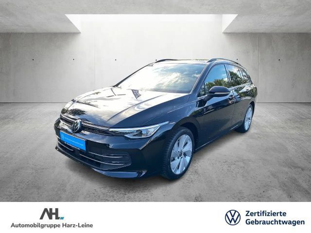 Volkswagen Golf 2024 Benzine