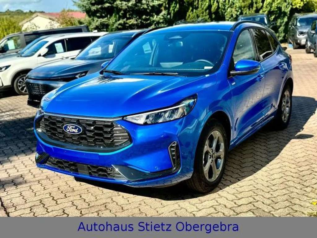 Ford Kuga 2025 Benzine