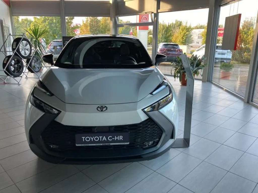 Toyota C-HR 2025 Hybride Benzine