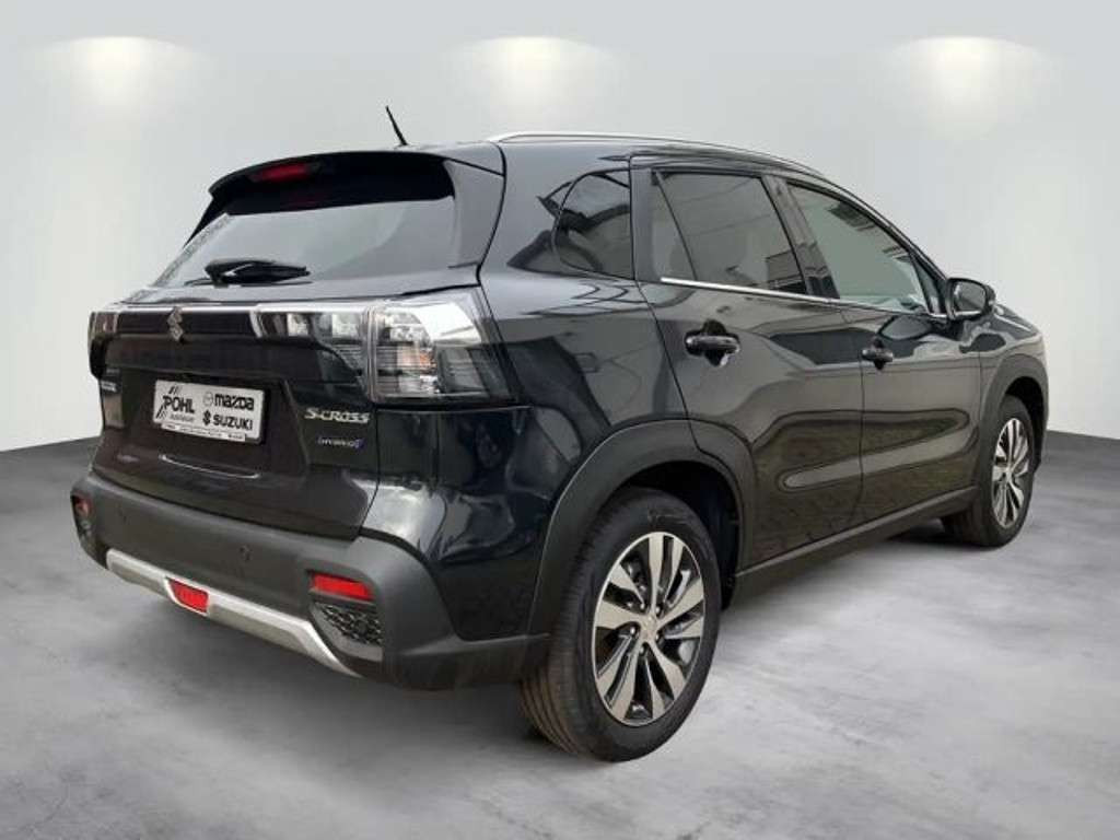 Suzuki S-Cross