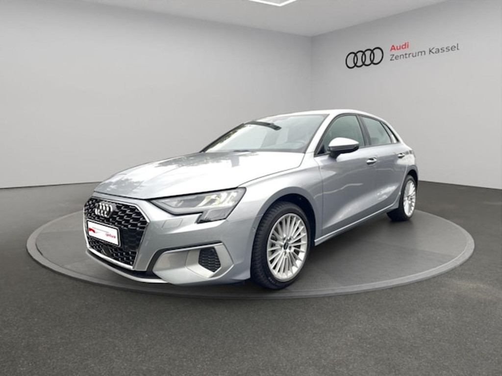 Audi A3 2023 Benzine