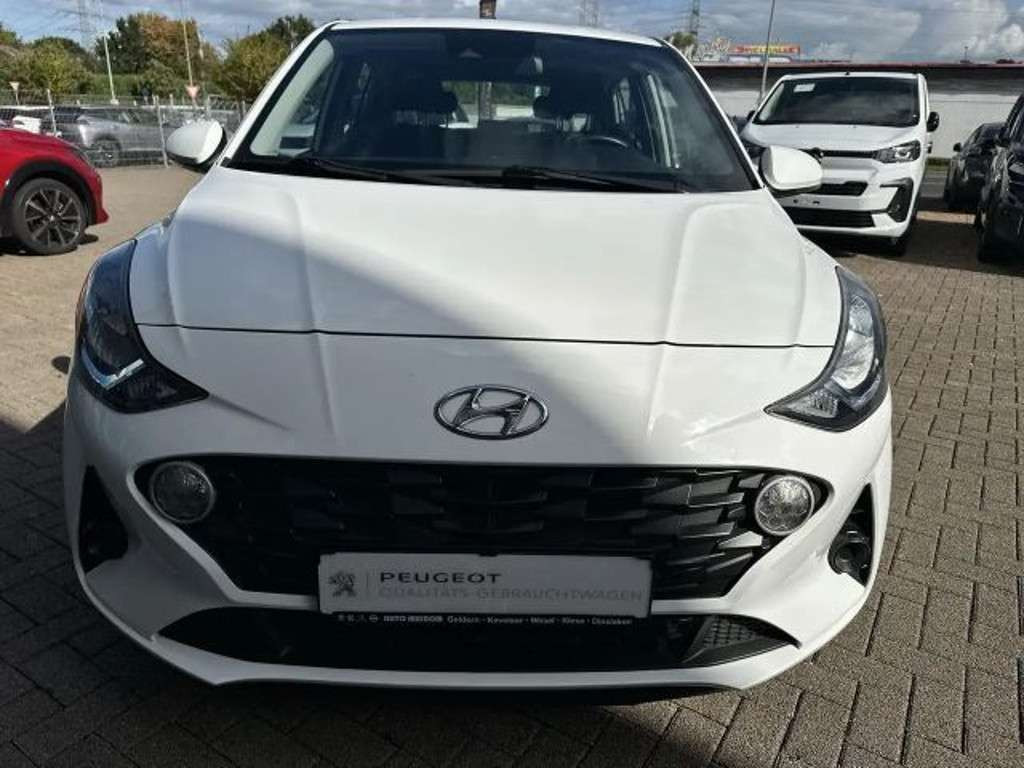 Hyundai i10