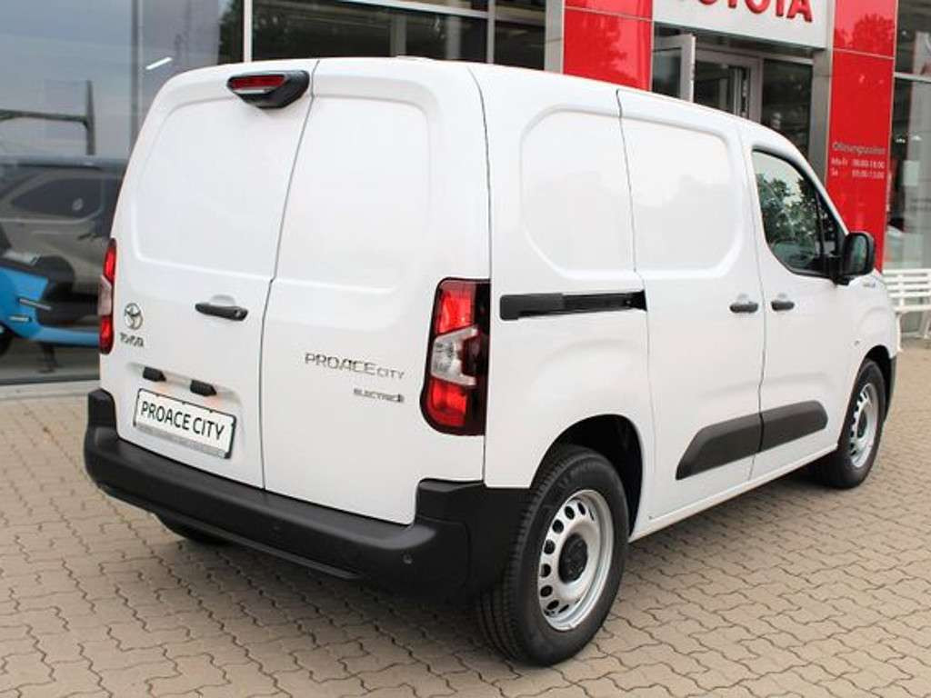 Toyota Proace City EV