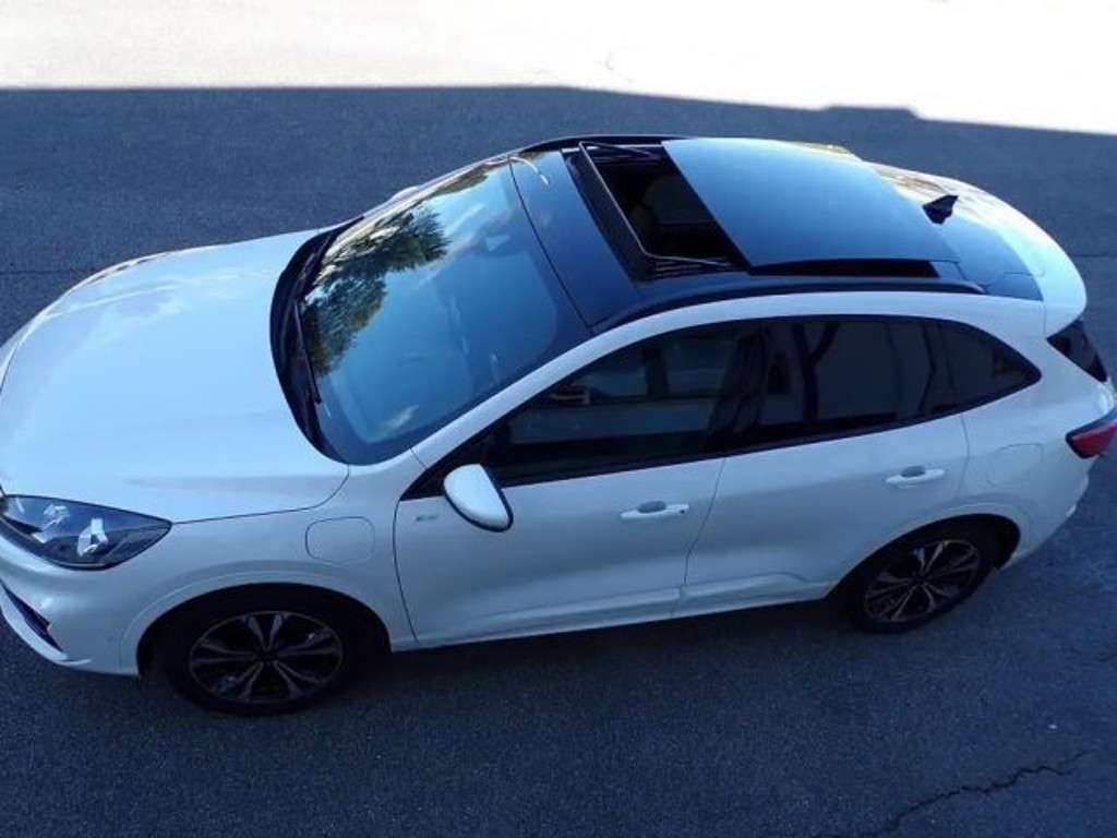 Ford Kuga 2022 Hybride Benzine