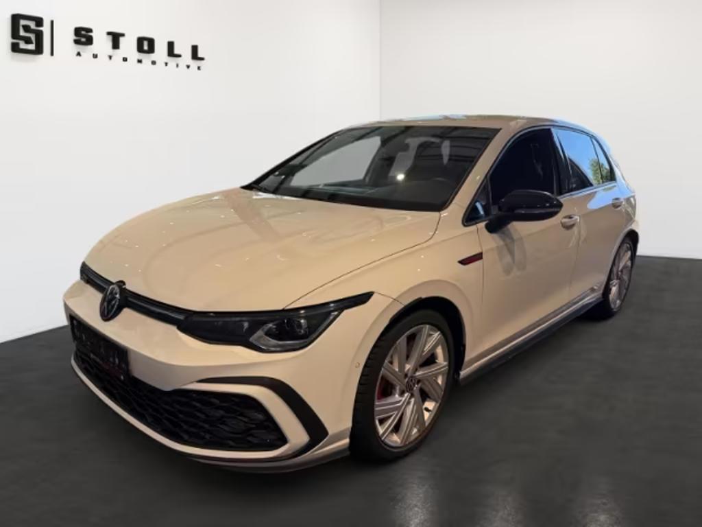 Volkswagen Golf 2023 Benzine