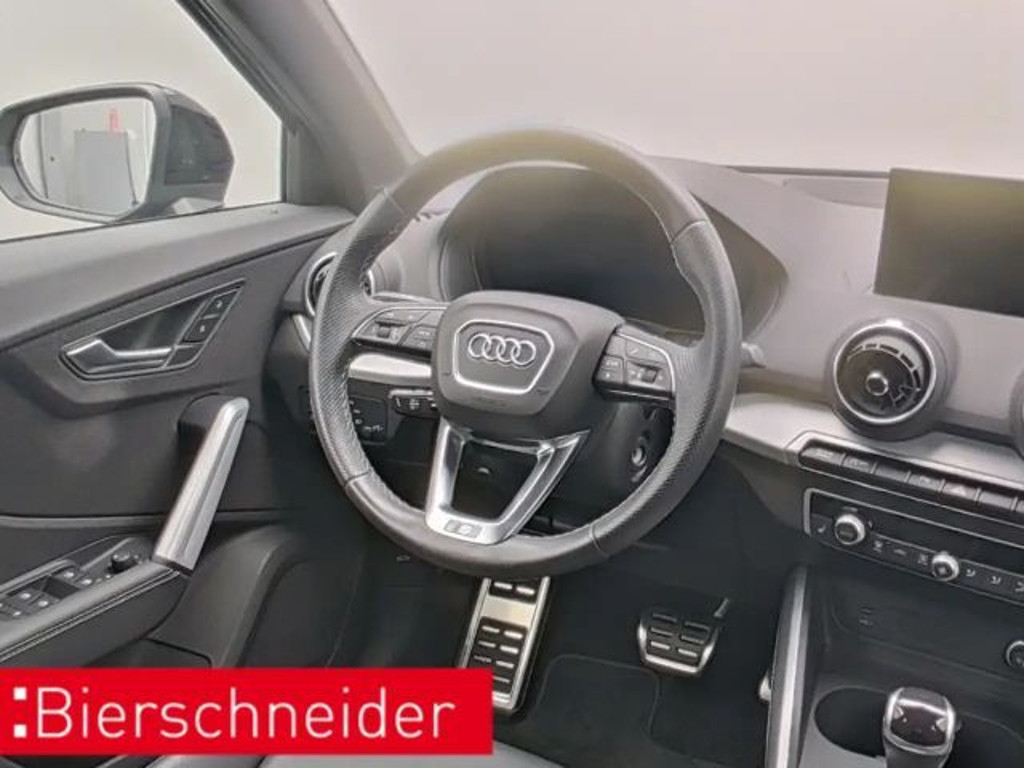 Audi SQ2