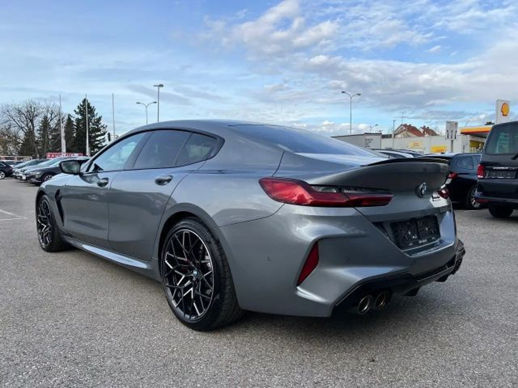 BMW M8