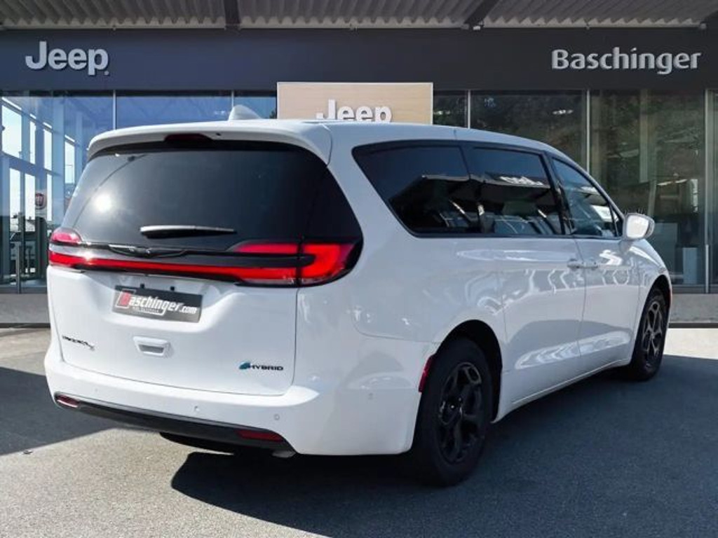 Chrysler Pacifica