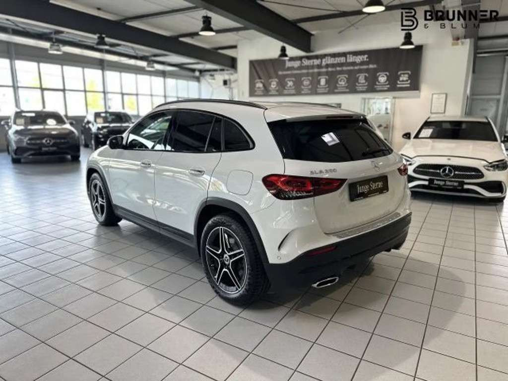 Mercedes-Benz GLA-Klasse
