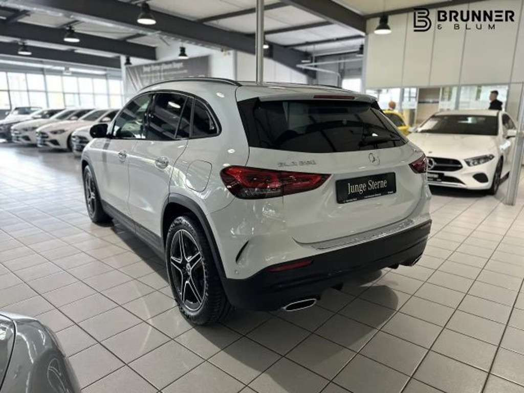 Mercedes-Benz GLA-Klasse