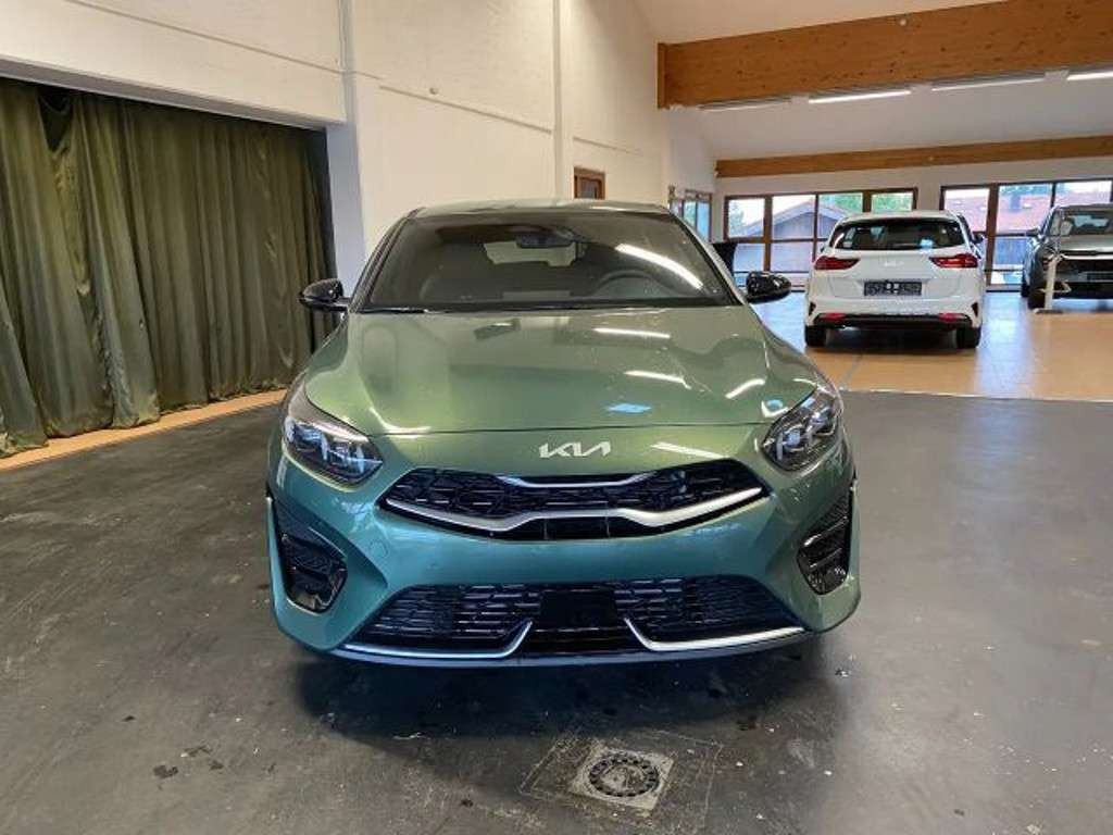 Kia ProCeed