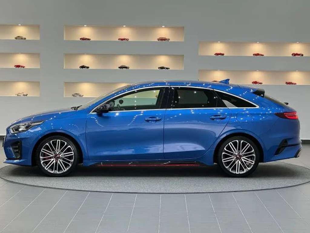 Kia ProCeed