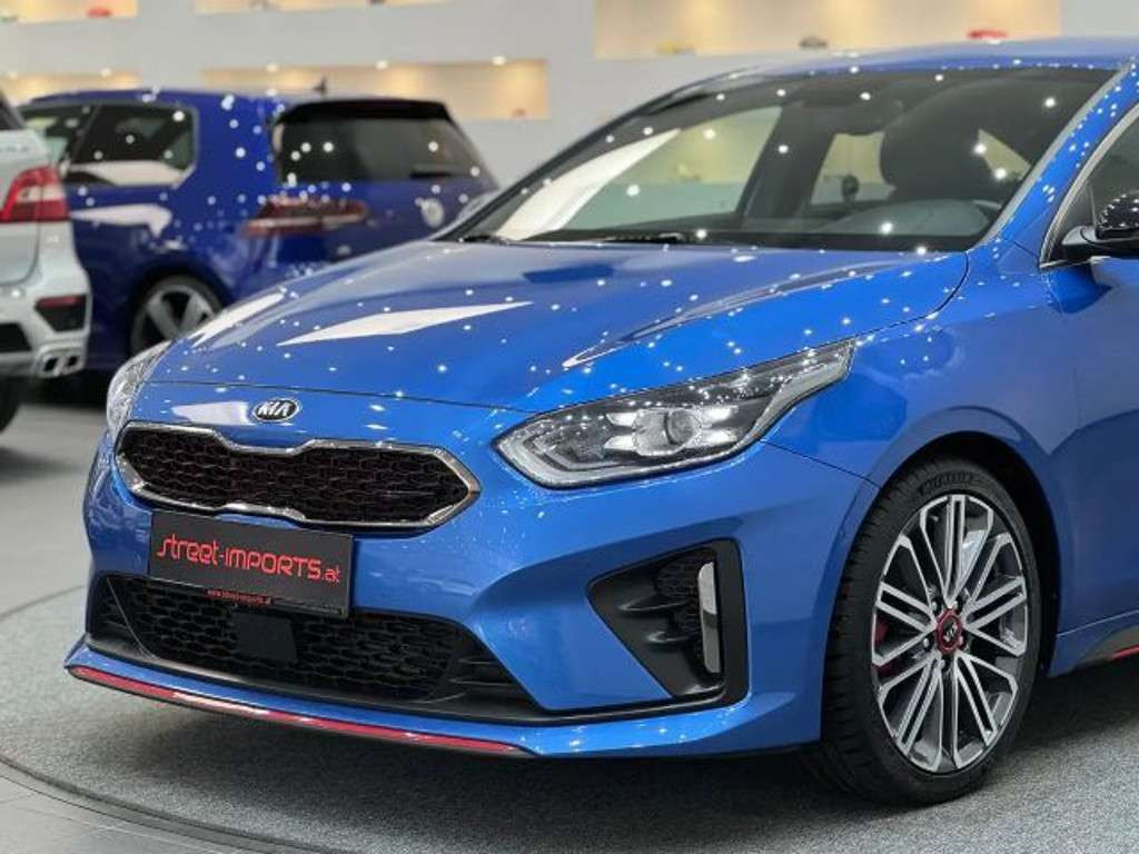 Kia ProCeed