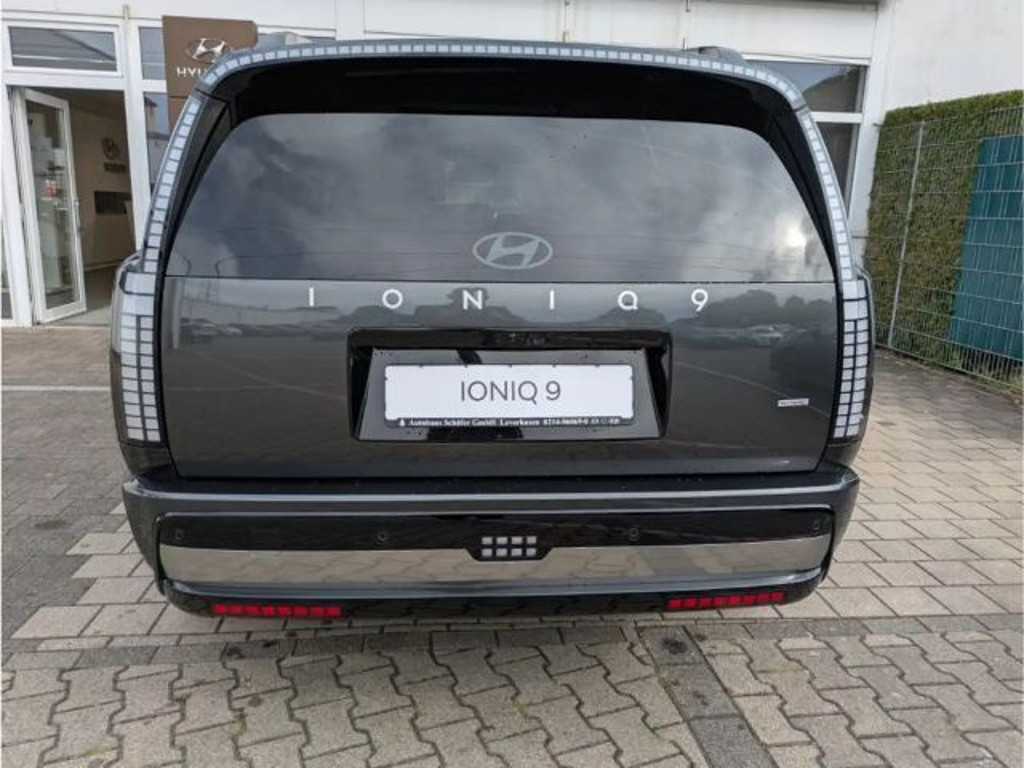Hyundai IONIQ 9