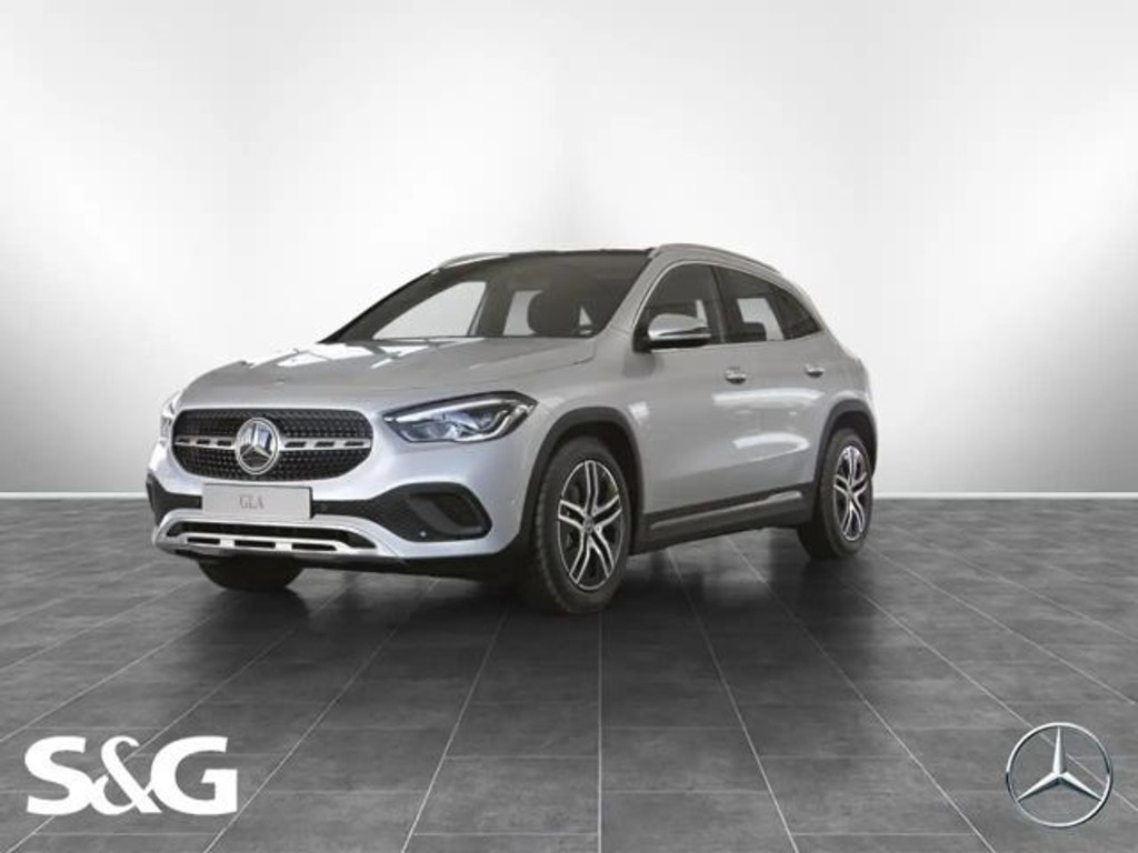 Mercedes-Benz GLA-Klasse 2021 Benzine