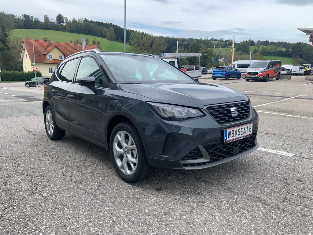Seat Arona