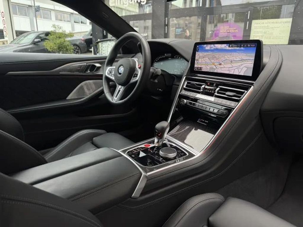 BMW M8