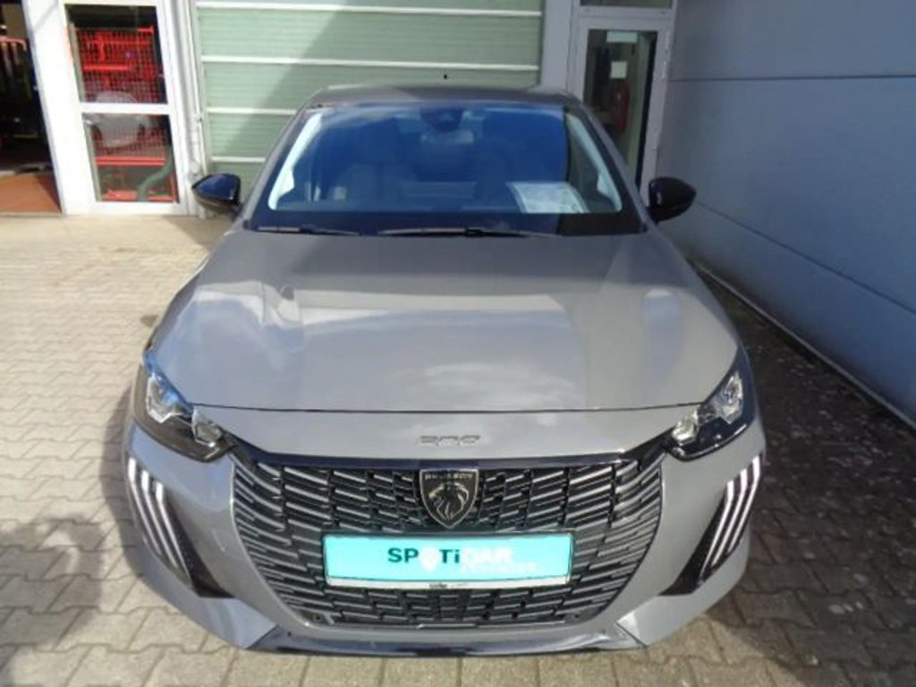 Peugeot e-208