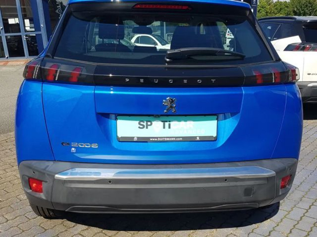 Peugeot e-2008