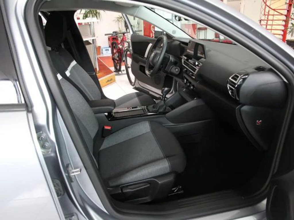 Citroën C4 X