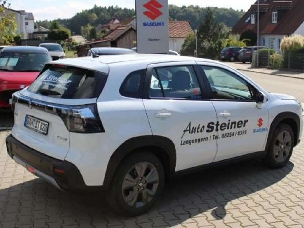 Suzuki S-Cross