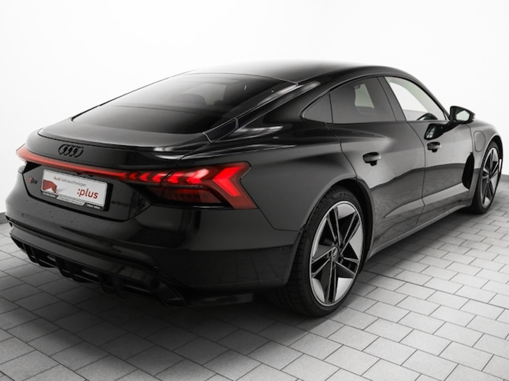Audi RS e-tron GT