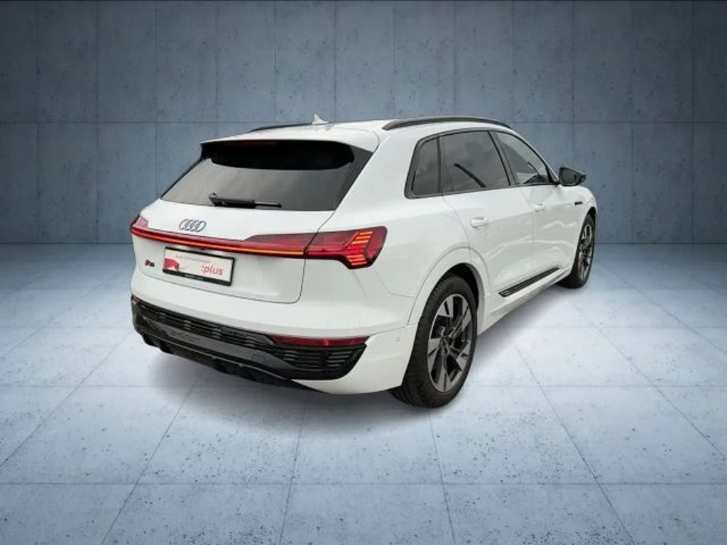 Audi Q8 e-tron