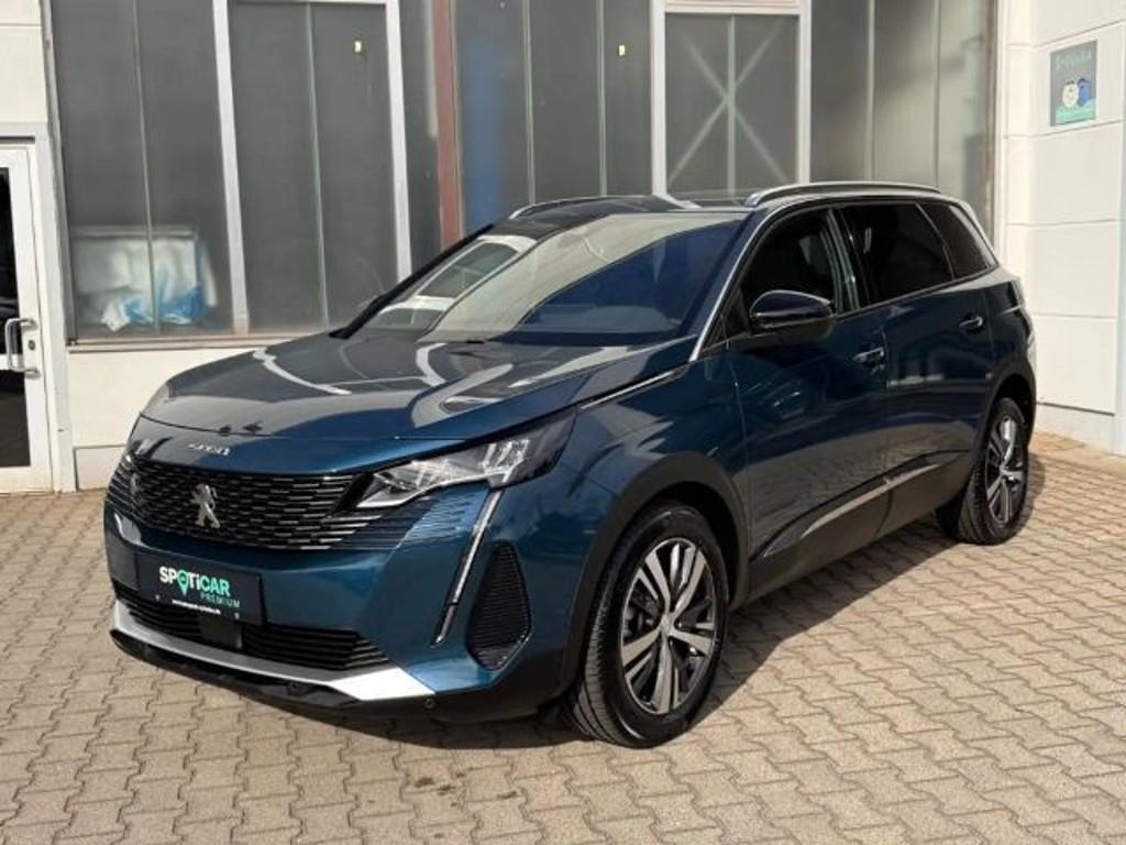 Peugeot 5008 2023 Benzine
