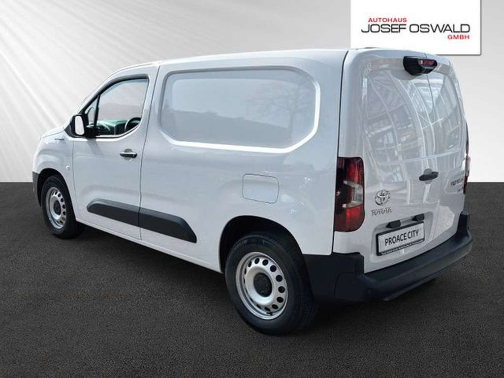 Toyota Proace City EV