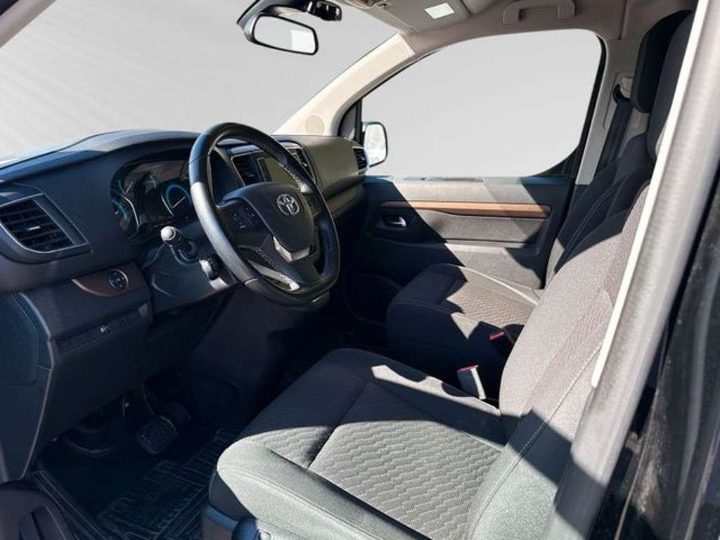 Toyota Proace Verso EV