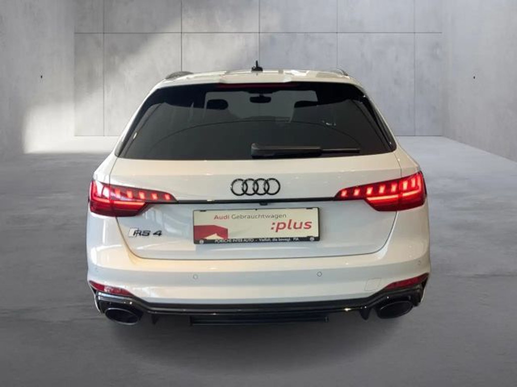 Audi RS4
