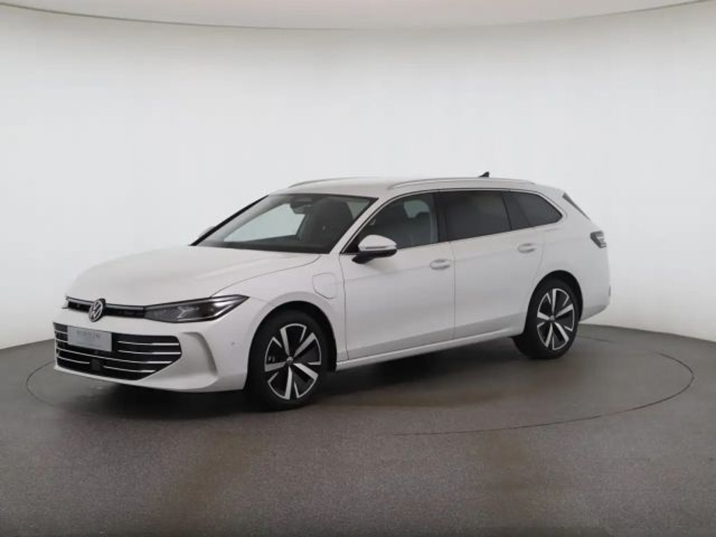 Volkswagen Passat 2025 Hybride Benzine